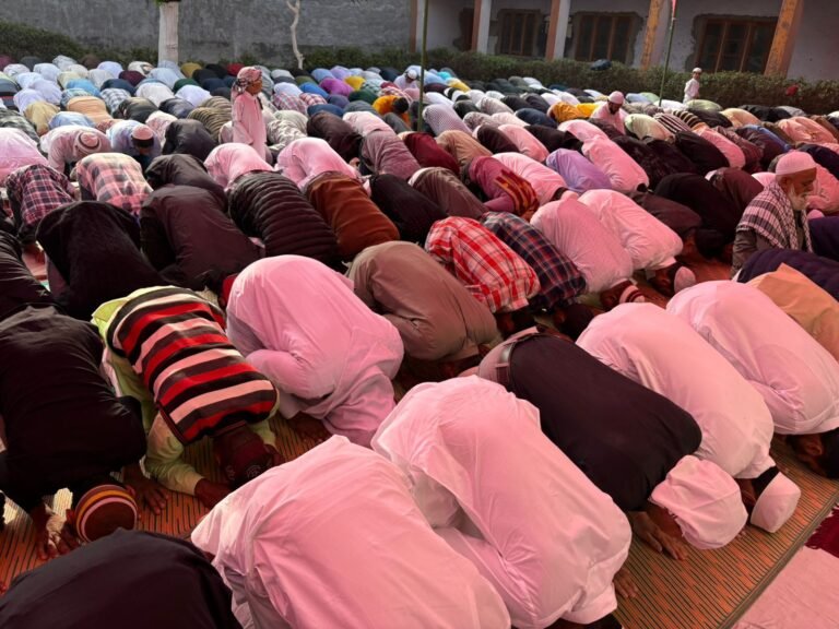 Slogan of ‘Long Live Love’ Resounds from Faridkot’s Eidgah;