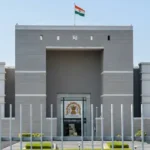 Bomb threat emails: गुजरात की अदालतों को बम से उड़ाने की धमकी