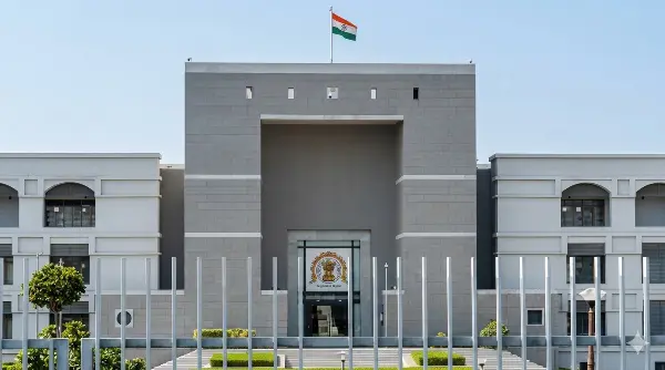 Bomb threat emails: गुजरात की अदालतों को बम से उड़ाने की धमकी